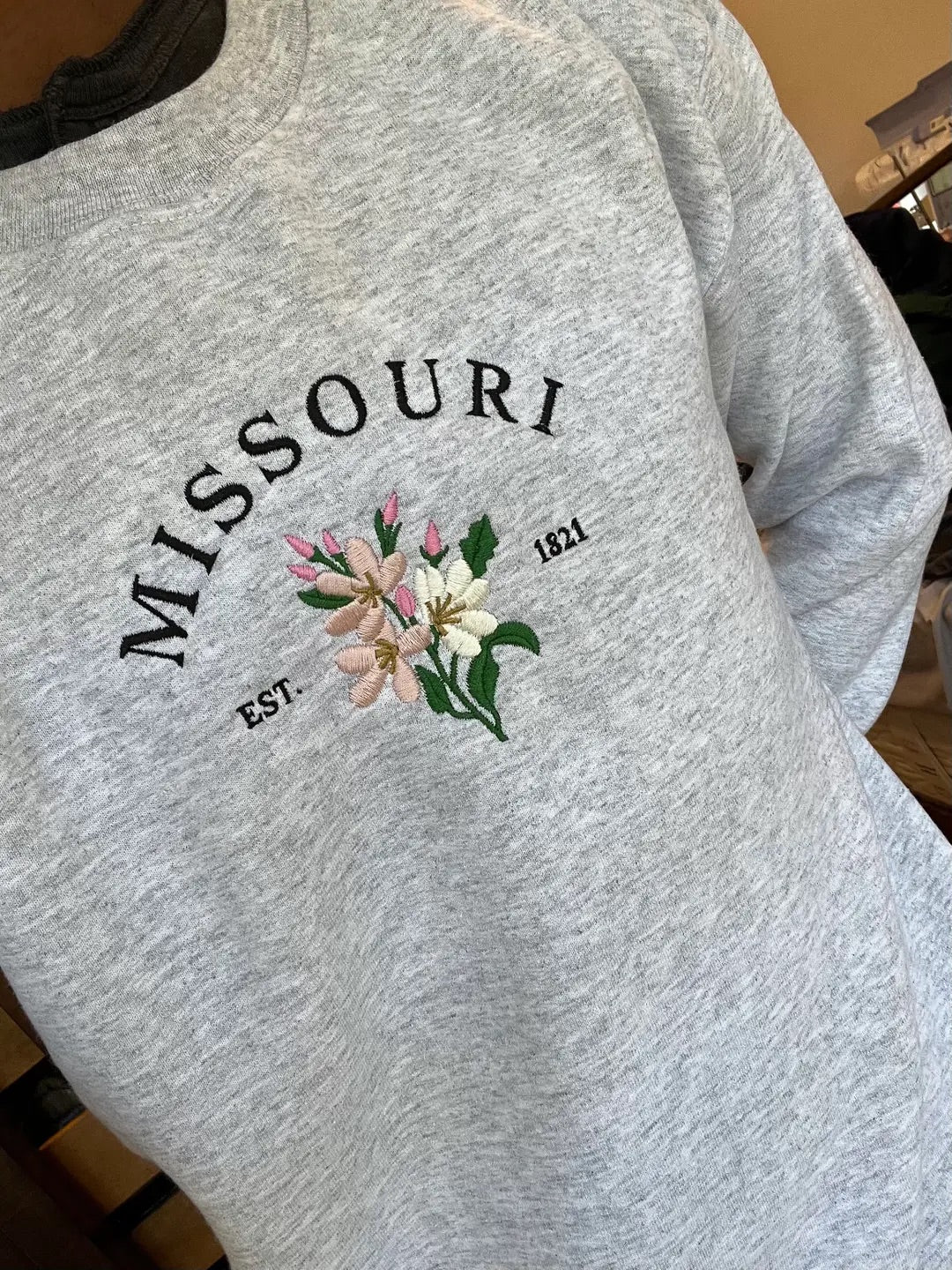 Missouri State Flower Crewneck