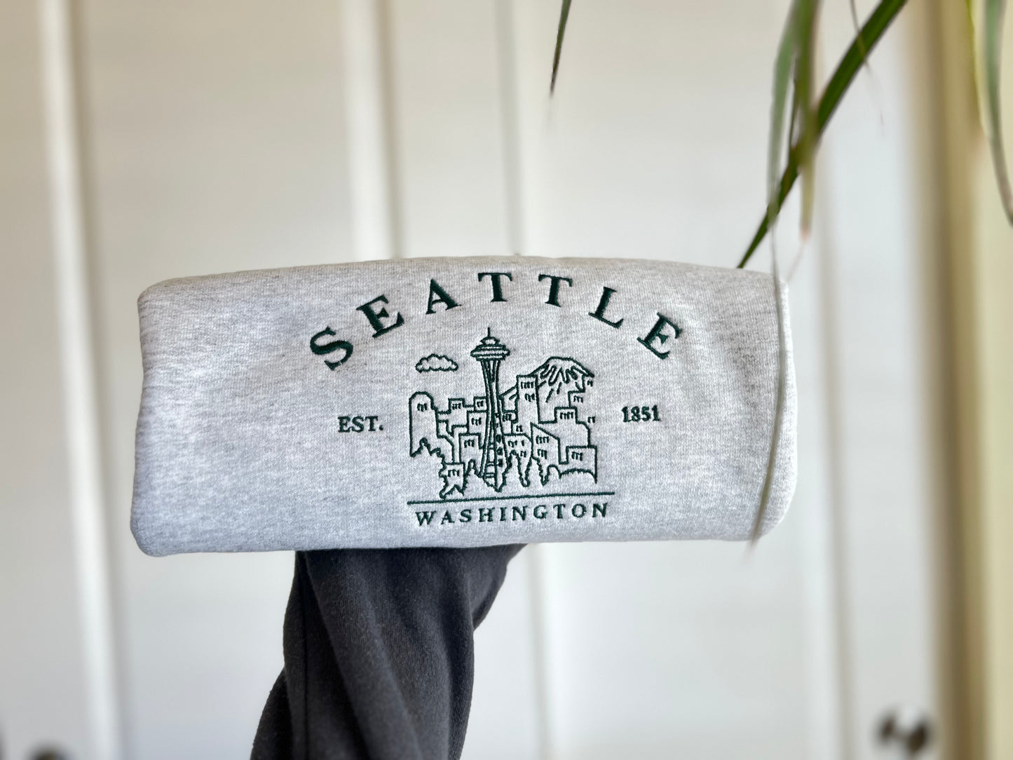 Seattle Washington Crewneck