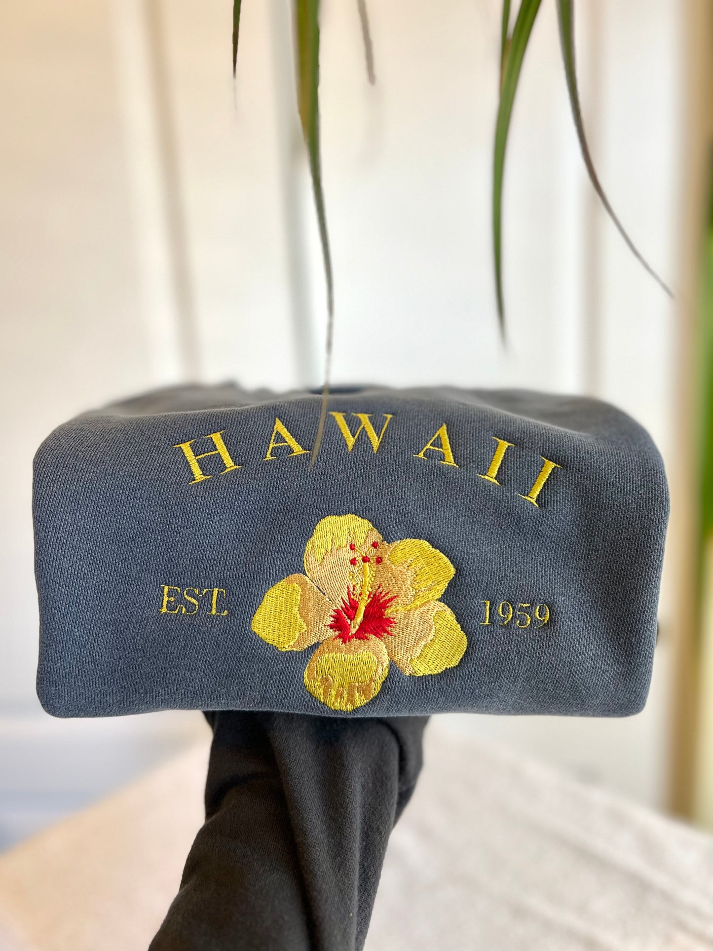 Hawaii State Flower Crewneck